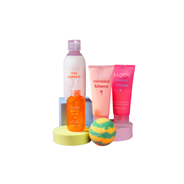 All Of You Set I Love: Coconut Kisses, Hydrating, Body Lotion, 75 ml + Pina Colada , Bath Bomb, 120 g + Golden Sands, Refreshing, Body Spray, 100 ml + Sweet Treats, Hydrating, Shower Gel, For All Skin Types, 75 ml + Cosy Night's, Hydrating, Shower Gel, For All Skin Types, 250 ml